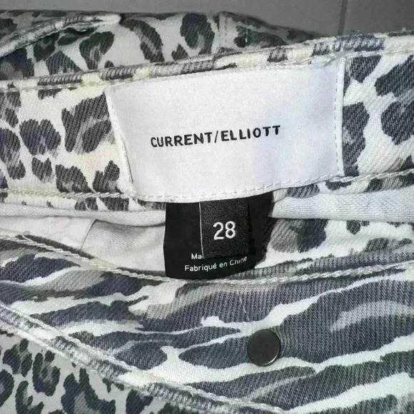 EUC Current/Elliott Leopard Print Denim Mini Skirt Size 28 - Picture 3 of 6